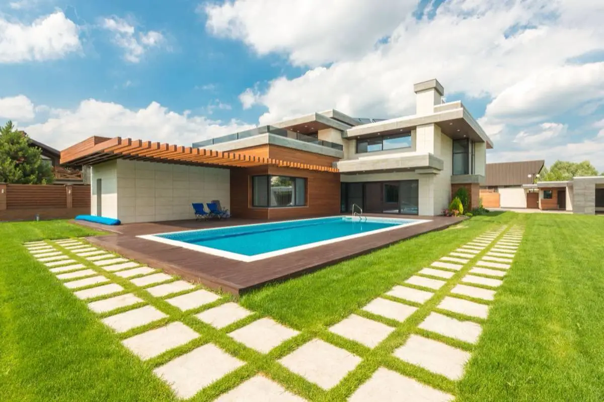 Pool Heaters & Heat Pumps in Irving, TX